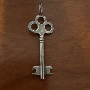 Stella & Dot Silver Key Pendant